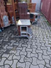 Soba plita 3 ochiuri ,cuptor 4 randuri plus garnitura ,culoare maro 