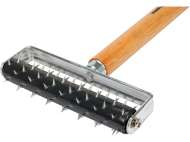 RolĂ Cu Țepi Pentru Tapet